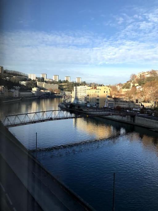 Vue Sur L'Eau Lejlighed Lyon Eksteriør billede